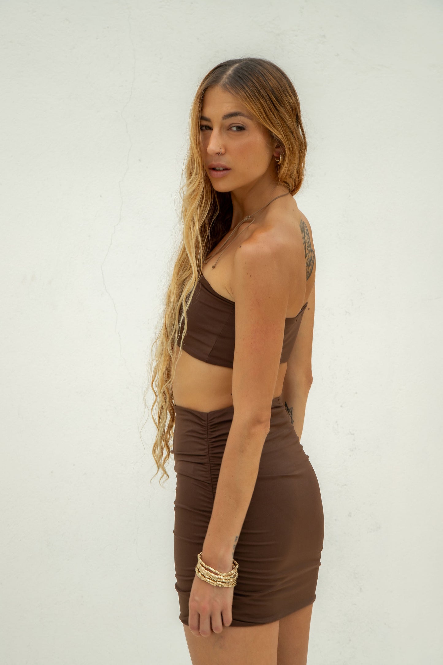 Conjunto Top & Mini Saia Suplex Marrom