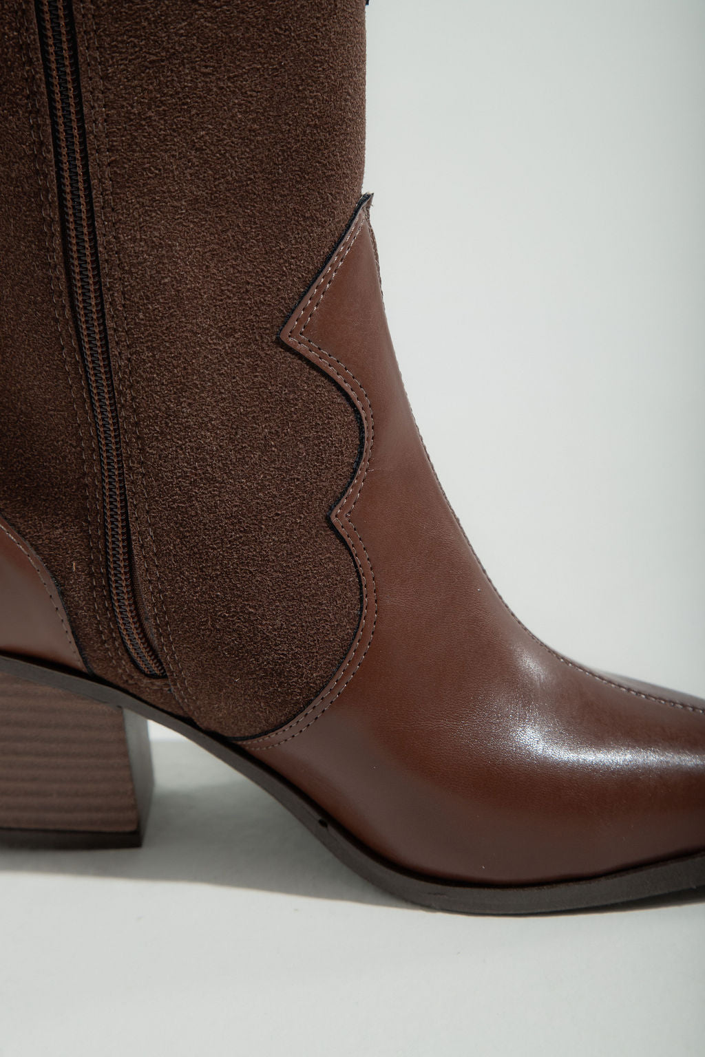 Bota Western Cano Médio Café