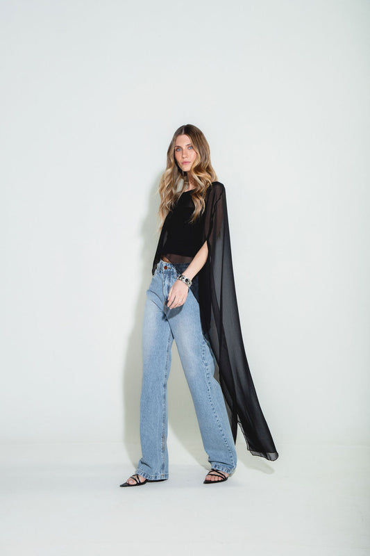 Blusa Capa com Top Avulso Preta