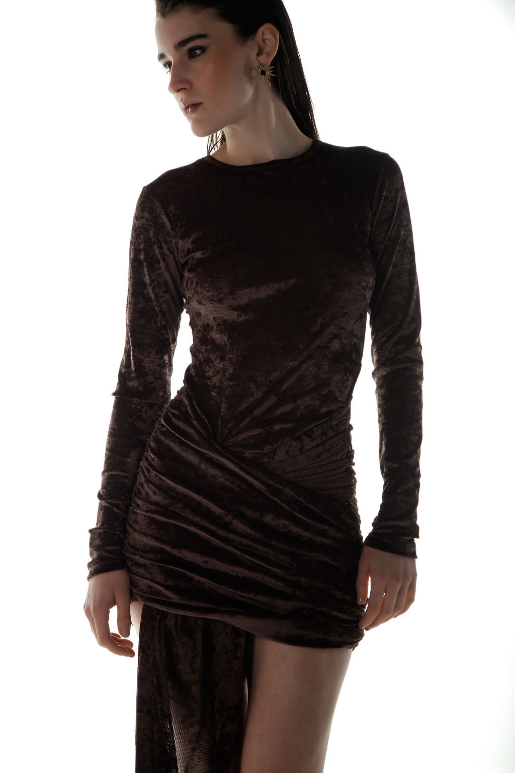 Vestido Curto Veludo Marrom