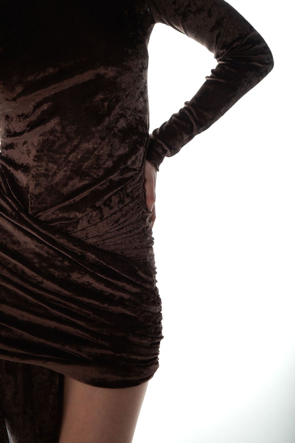 Vestido Curto Veludo Marrom