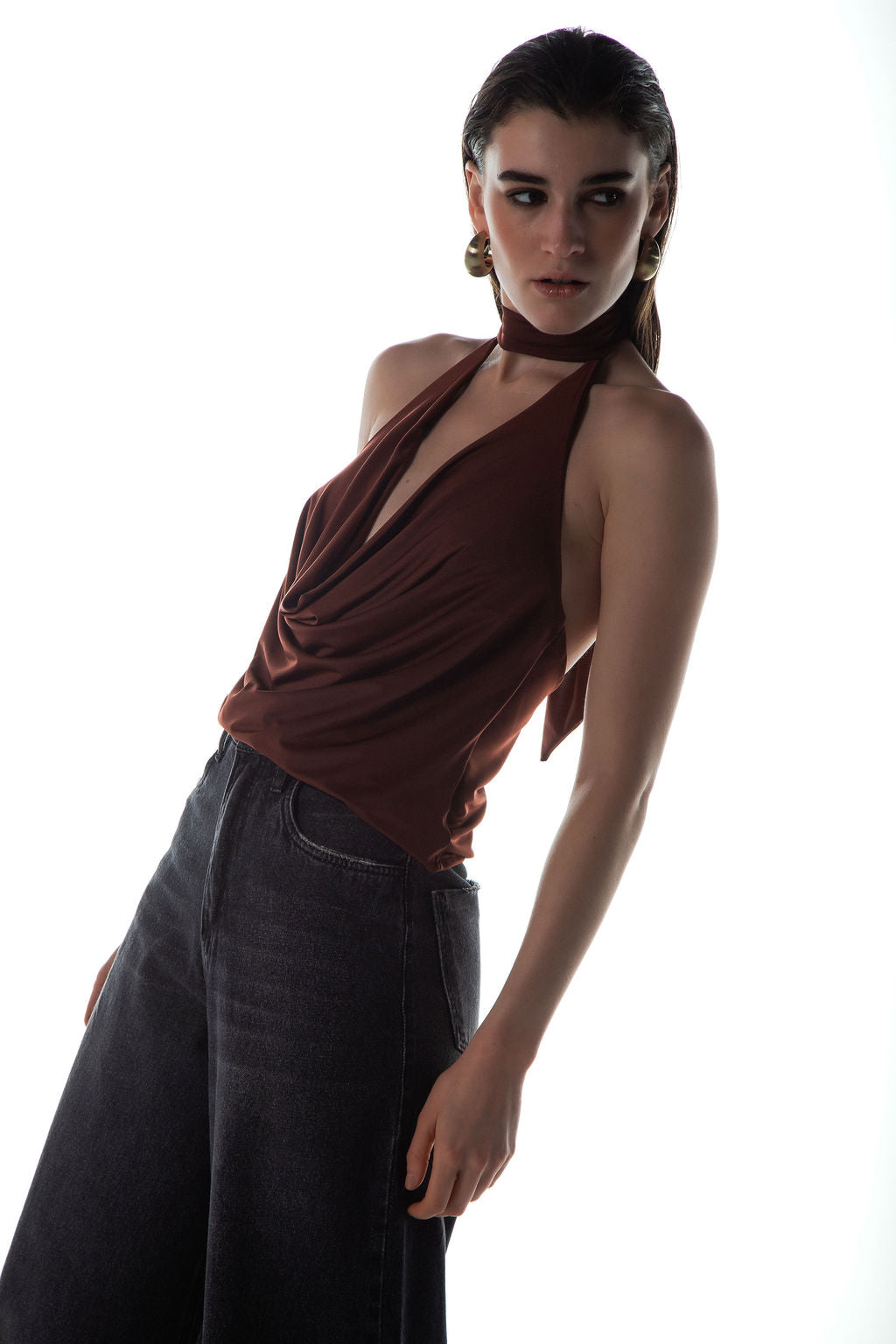 Blusa Choker Jersey Marrom Decotada