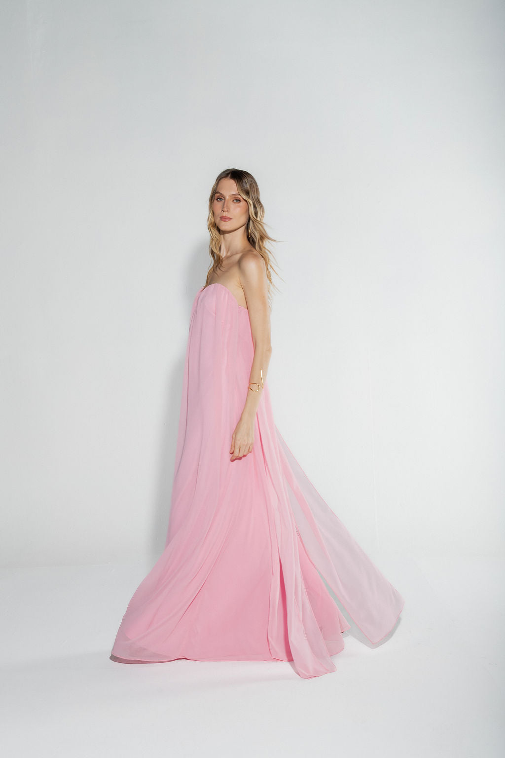 Vestido Longo Decote Coração Rosa Claro