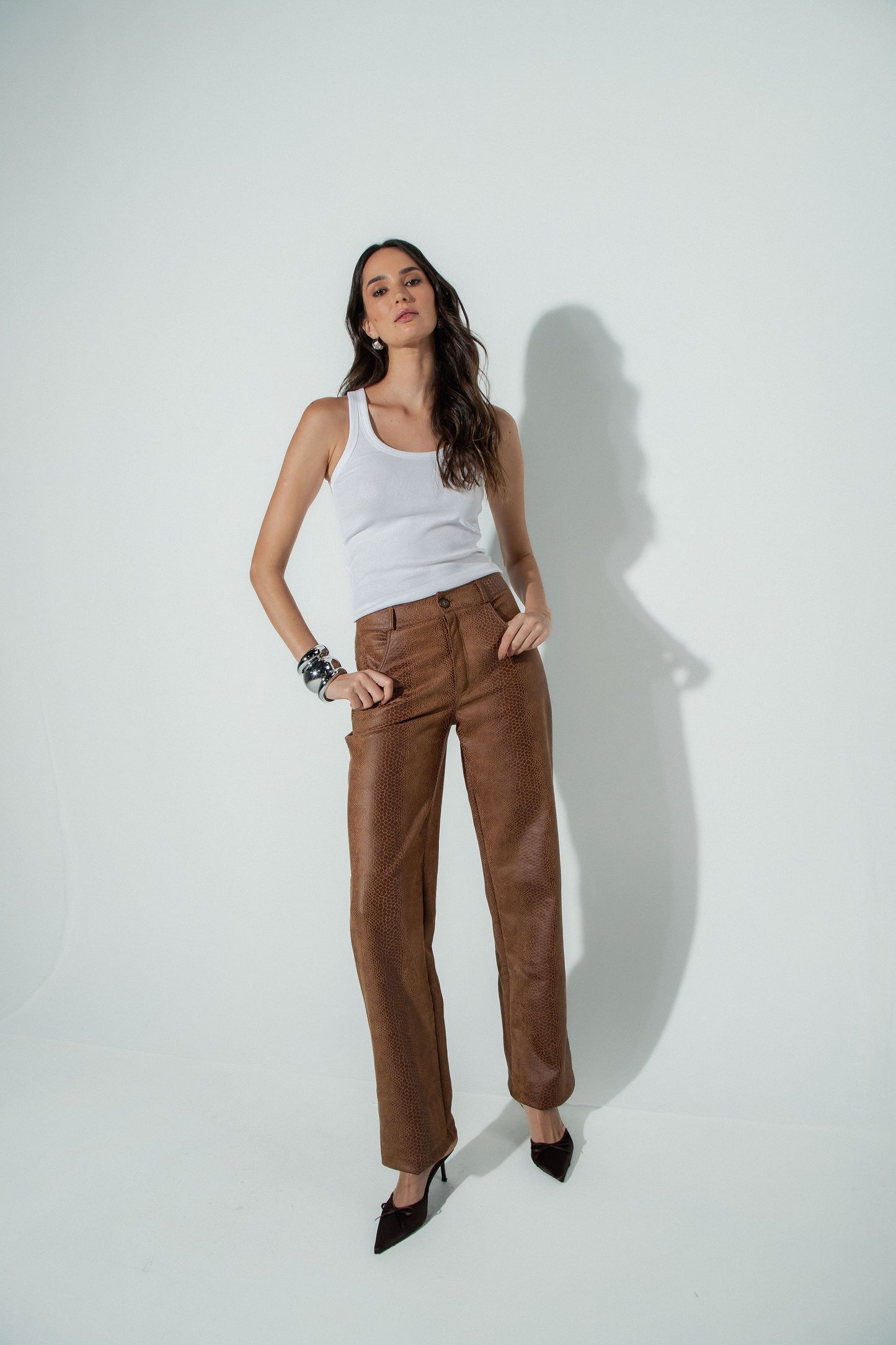 Calça Reta Croco Marrom