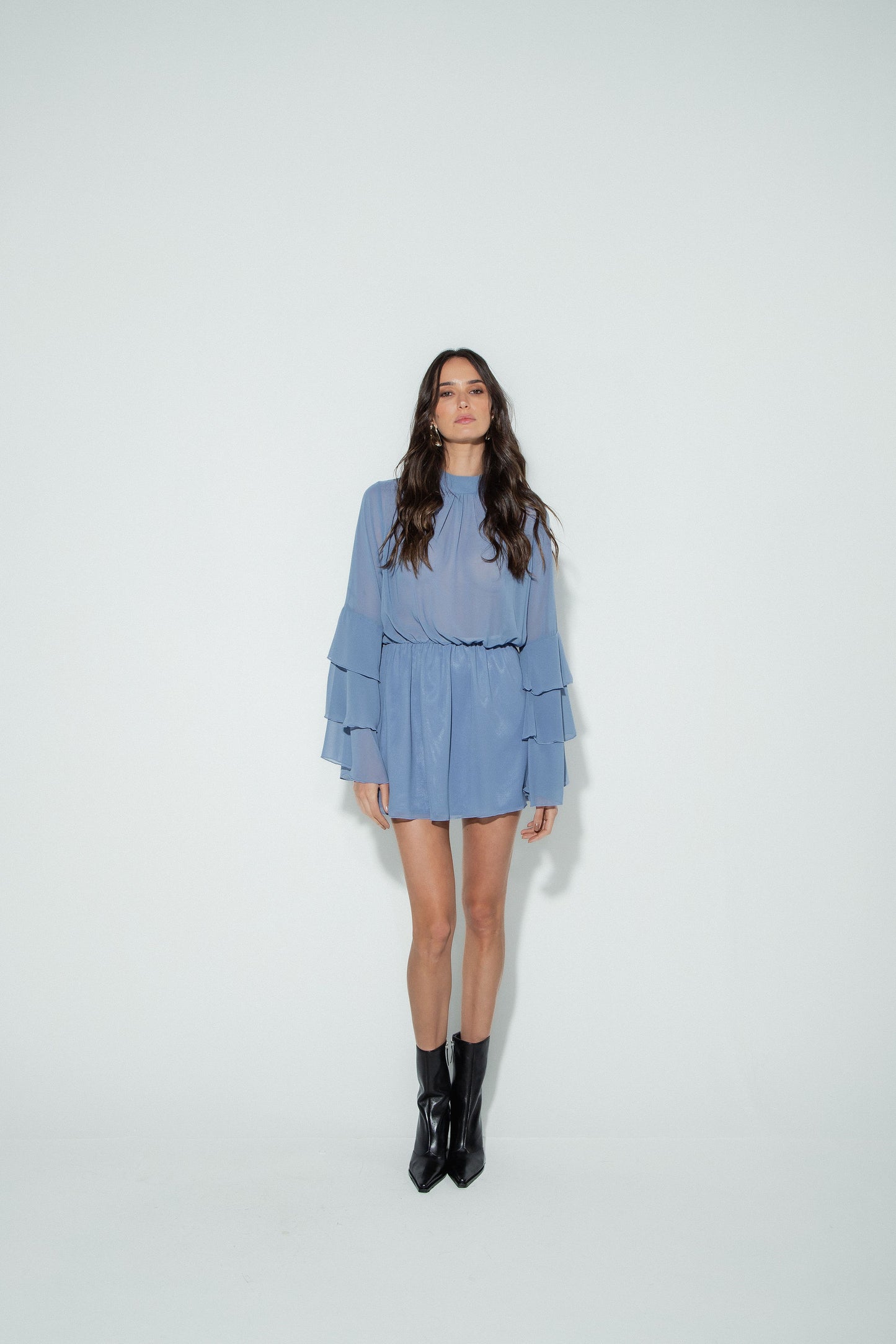 Vestido Curto Manga Longa 3 Babados Azul