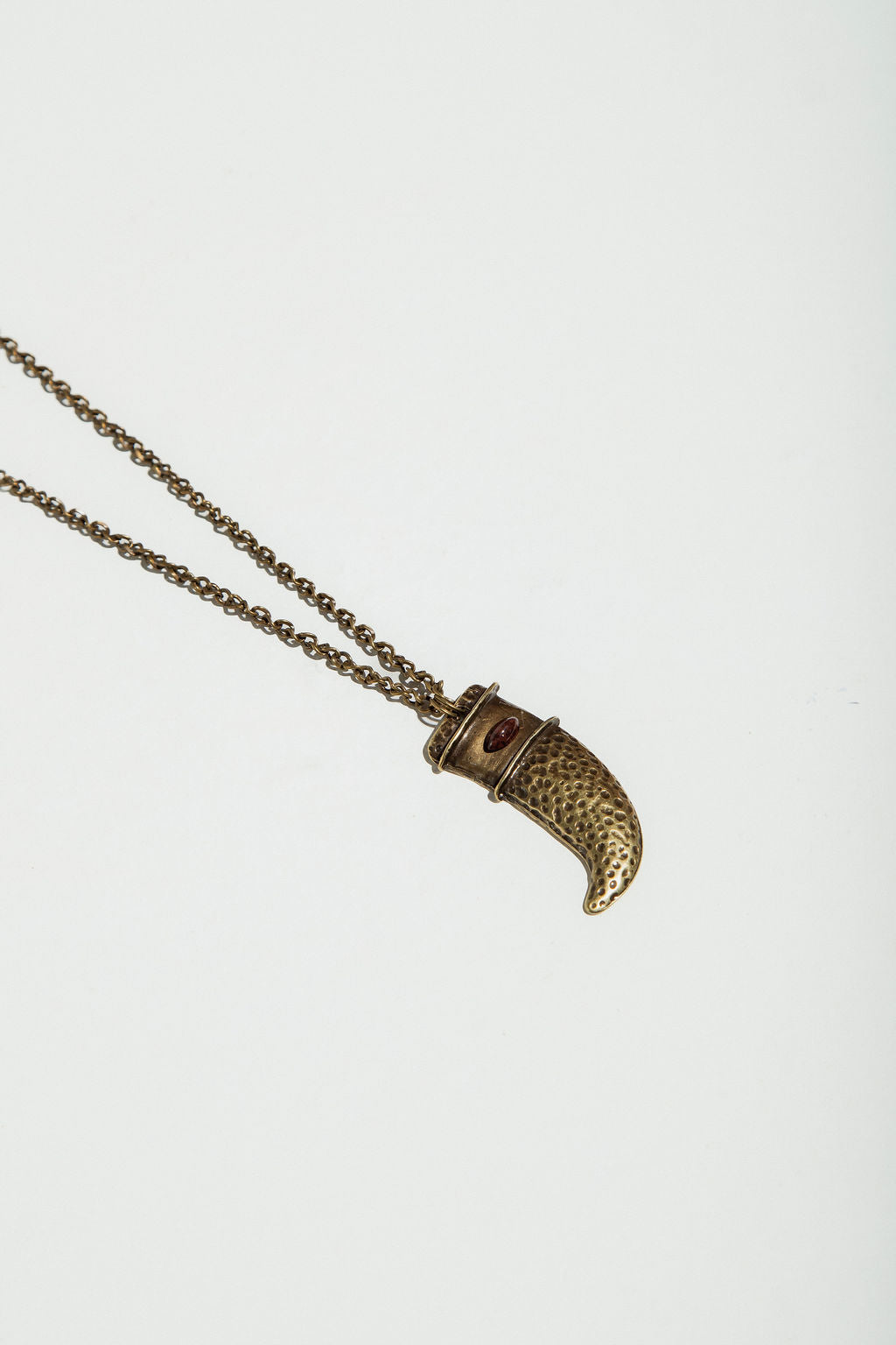Colar Dente Com Pedra Ouro Velho
