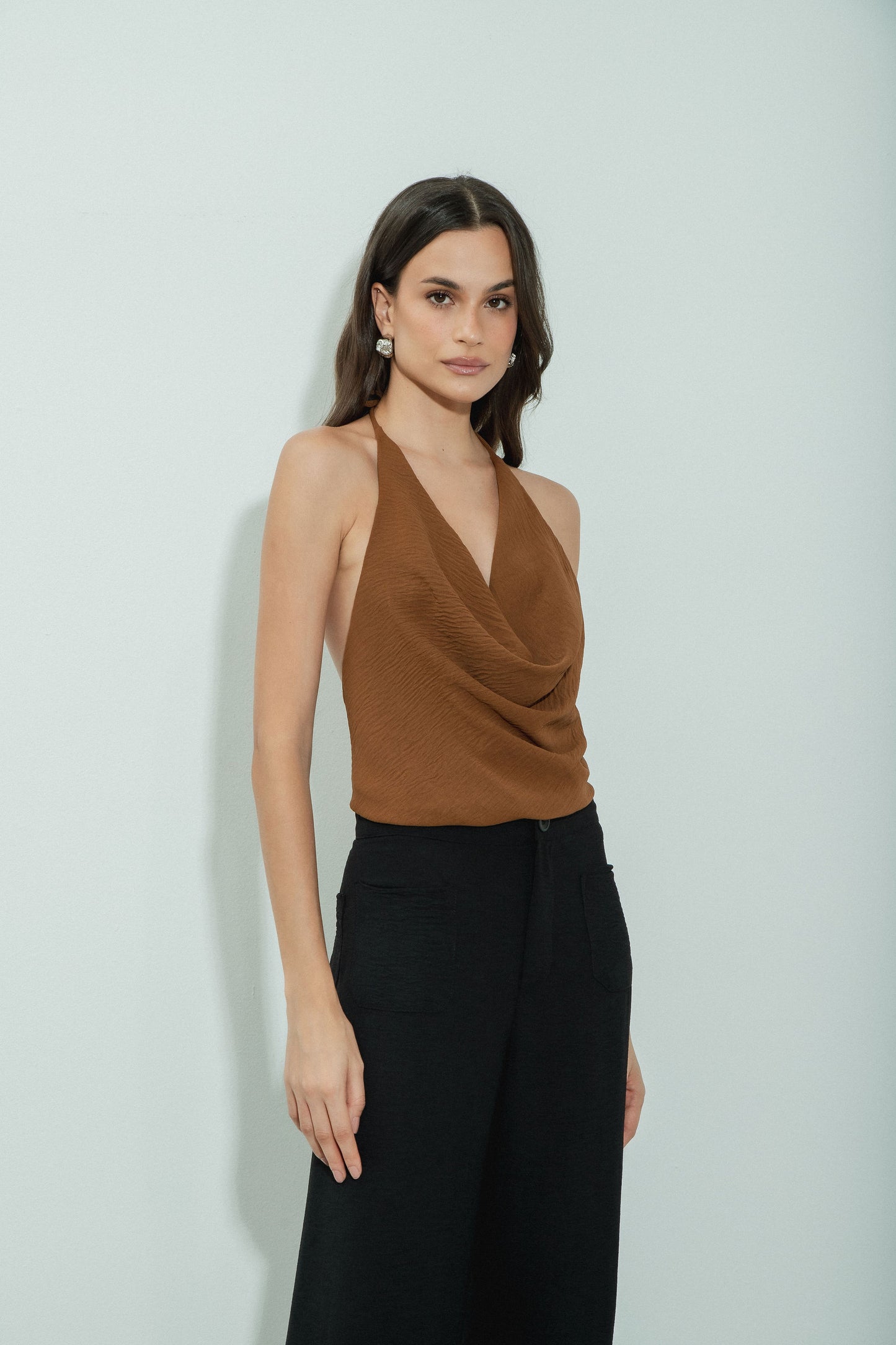Blusa Decote Drapeado Marrom