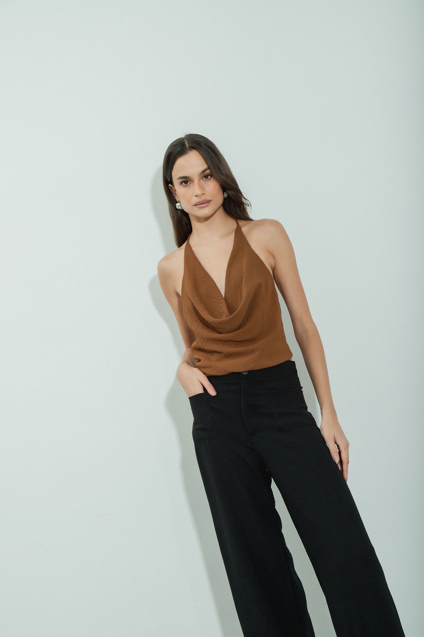 Blusa Decote Drapeado Marrom