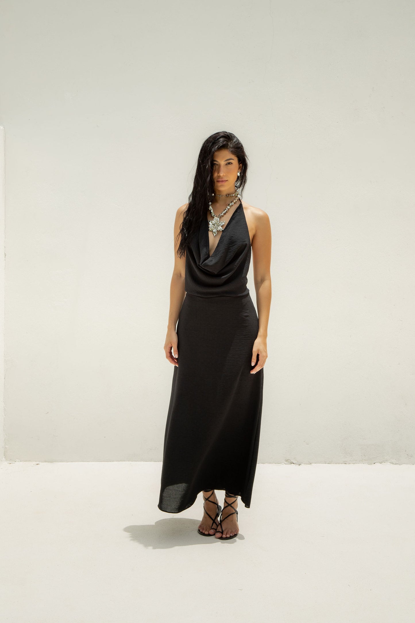 Blusa Decote Drapeado Preta