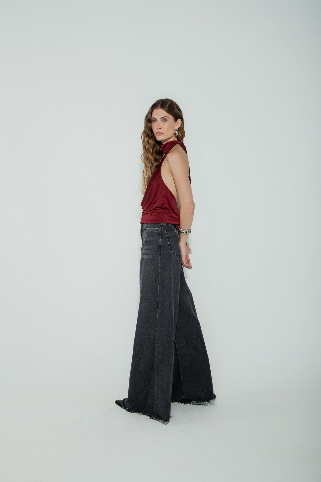 Blusa Choker Jersey Vinho Decotada