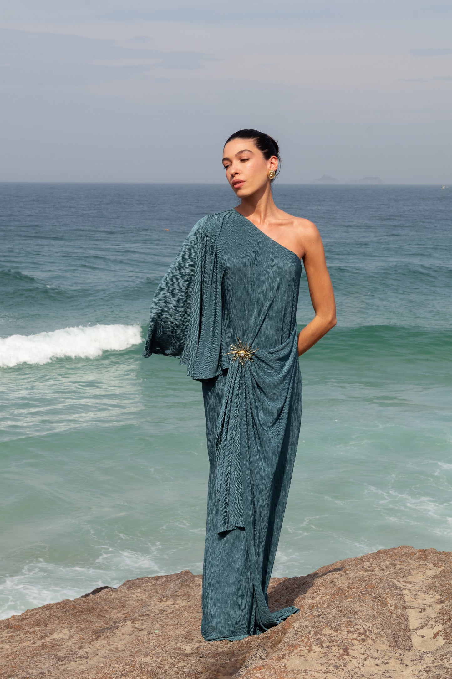 Vestido Longo Plissado Metal Verde Petróleo