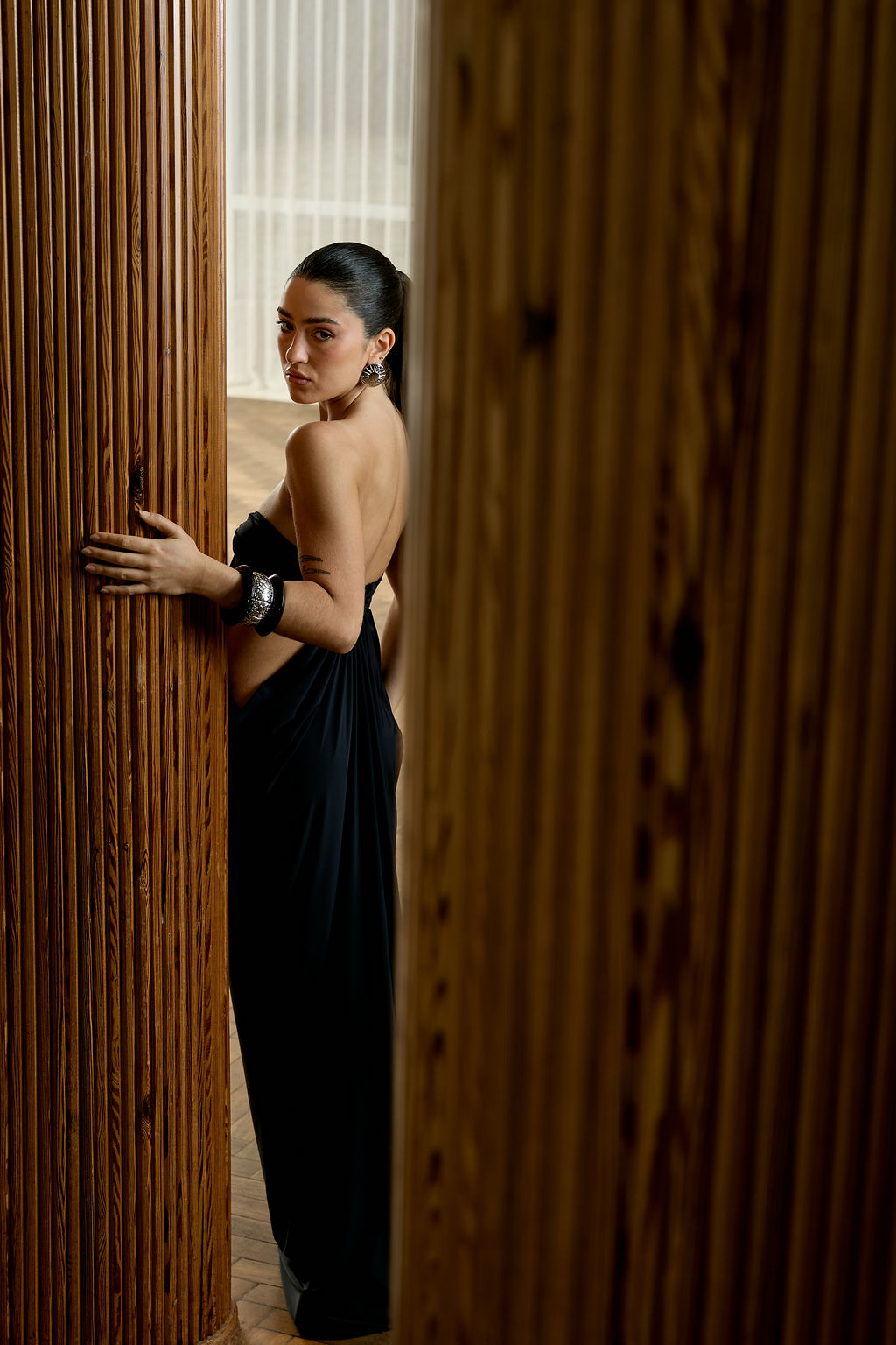 Vestido Longo Cut Out Drapeado Preto