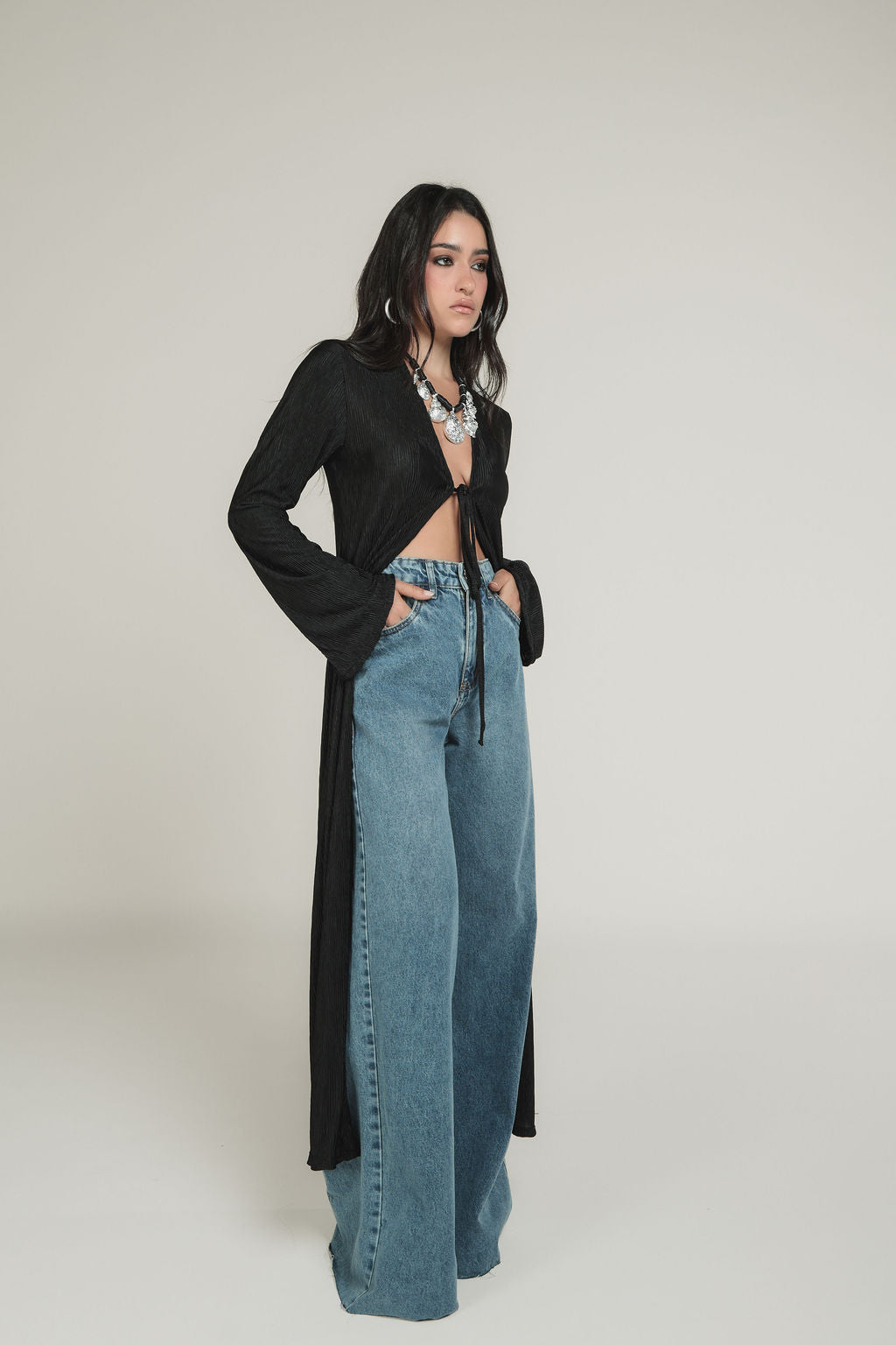 Kimono Longo Plissado Preto