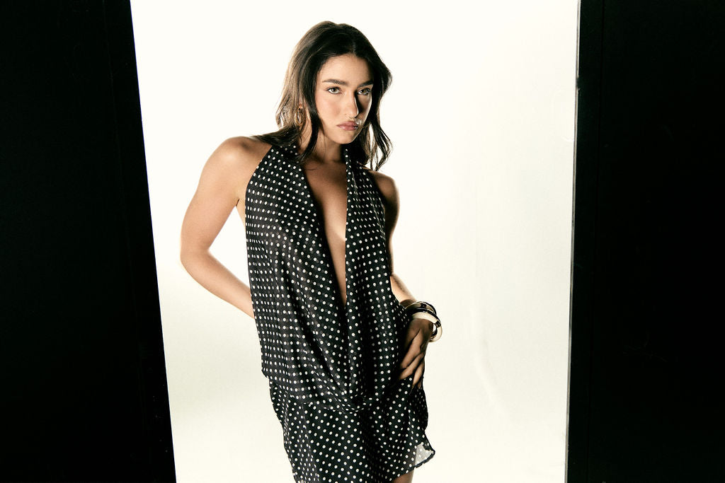 Vestido Drapeado Chiffon Poá Preto