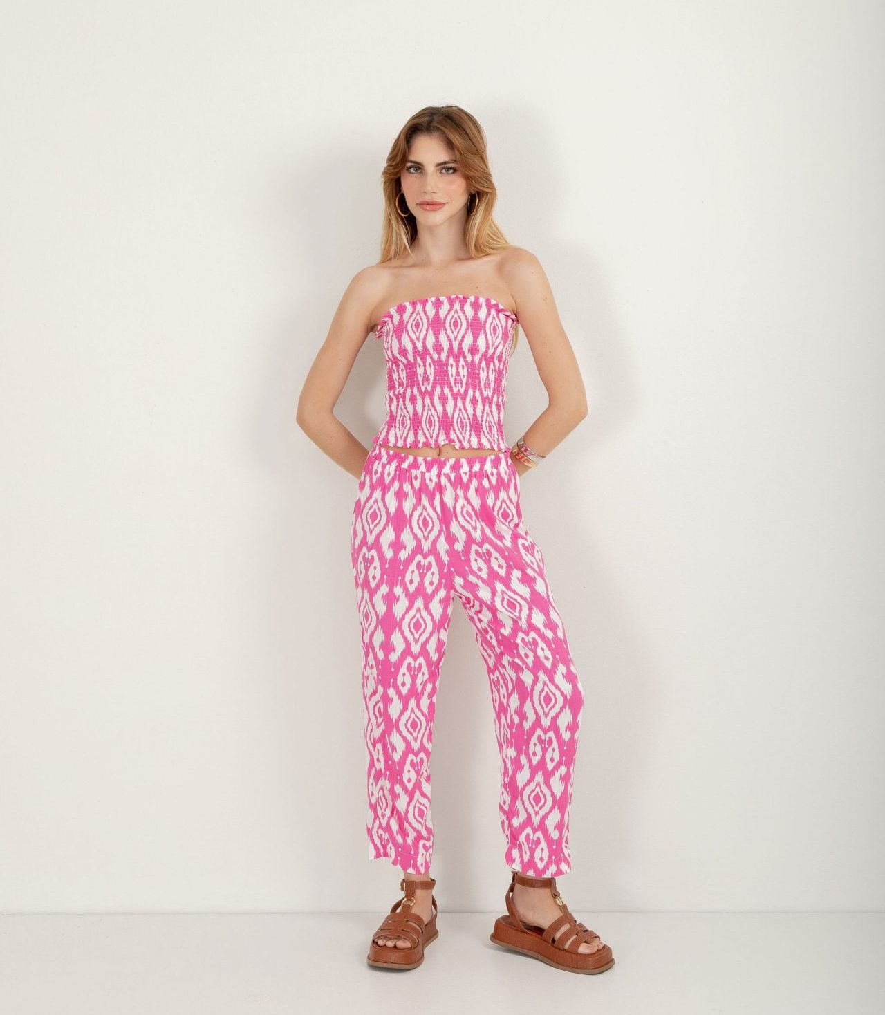 Calça Pantacourt Estampada Rosa (4)