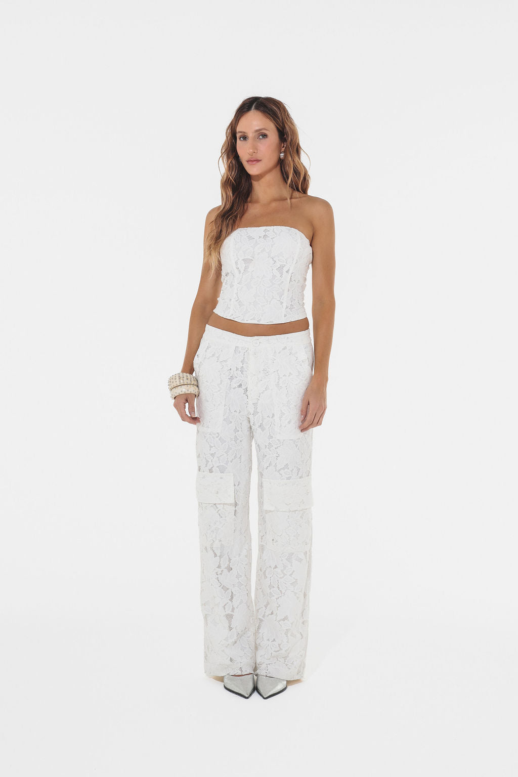 Bracelete Tachas Off White Prata G