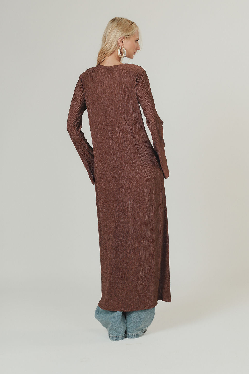 Kimono Longo Plissado Marrom