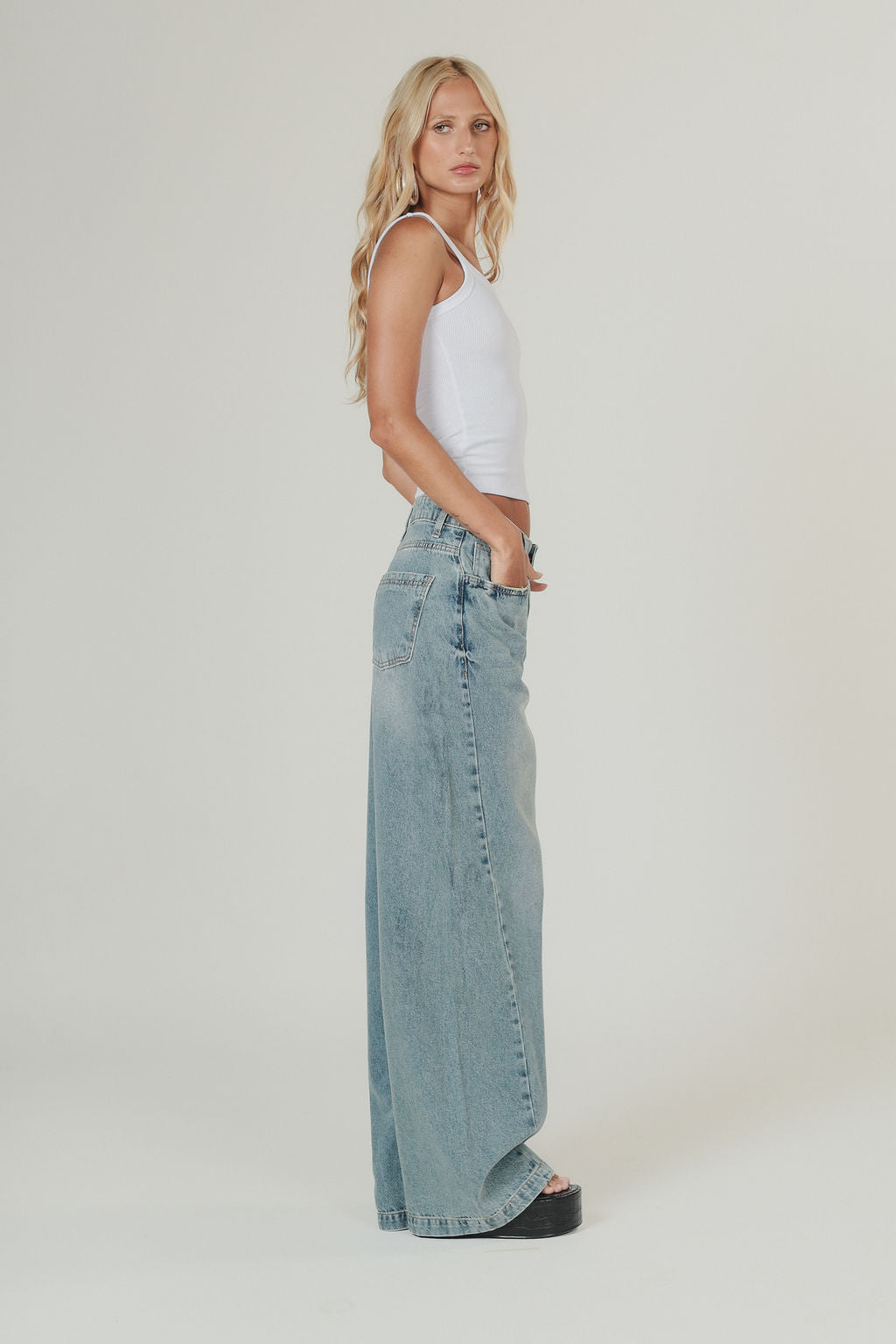 Regata Alça Canelada Off White