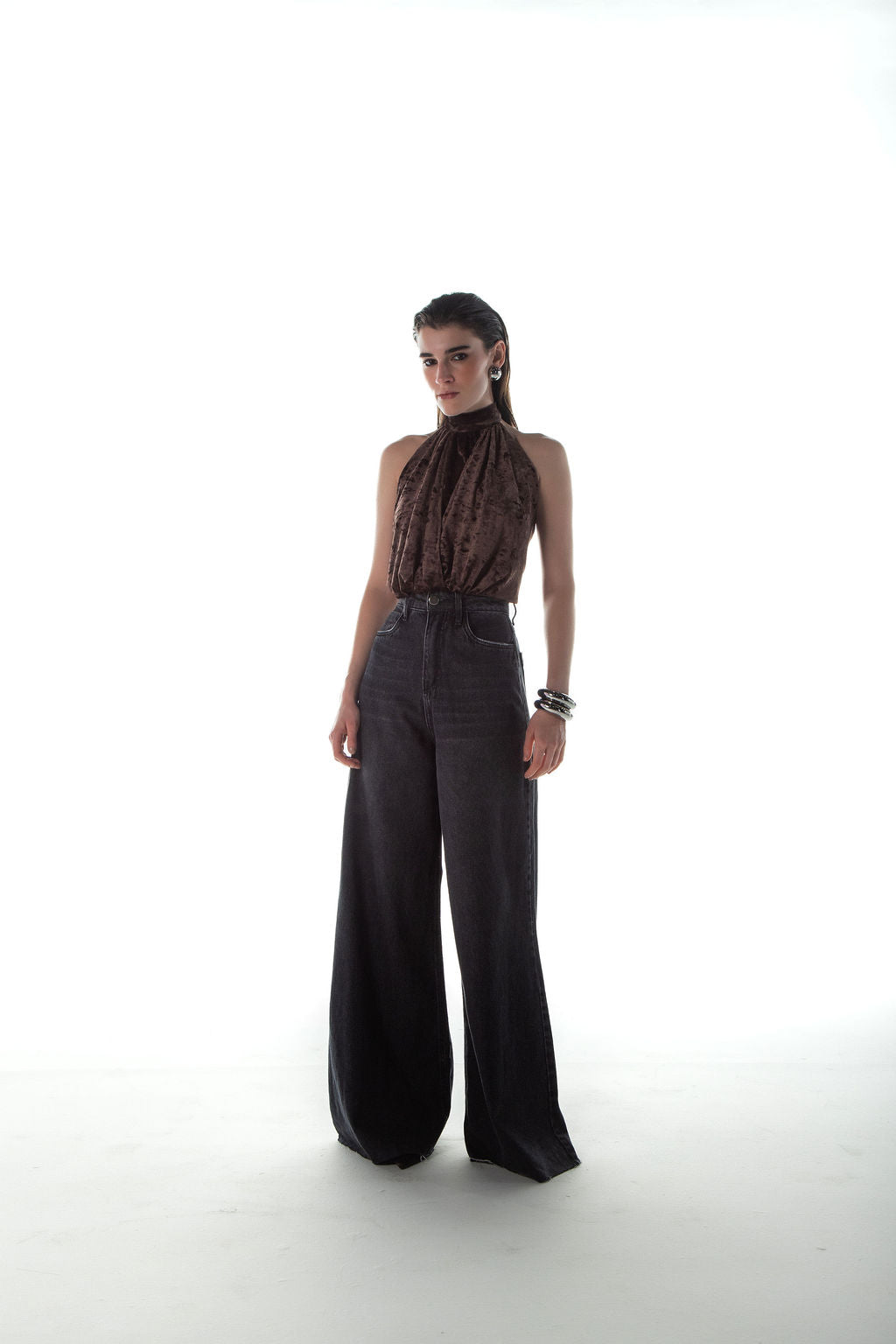 Blusa Frente Única Veludo Marrom