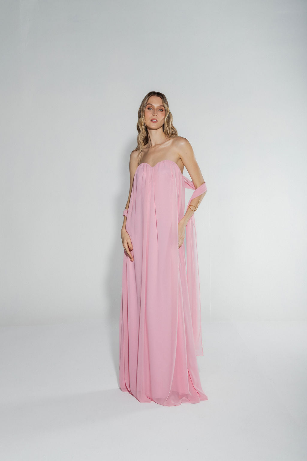Vestido Longo Decote Coração Rosa Claro