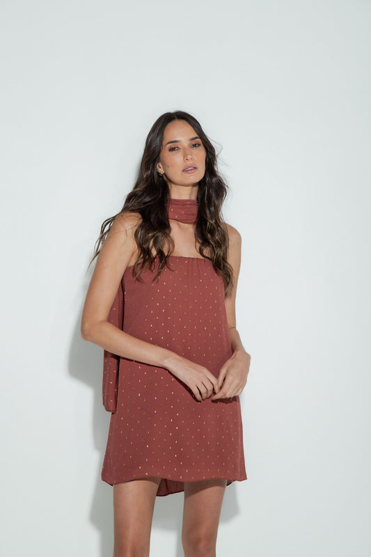 Vestido Tomara que Caia Curto Brilho Marrom