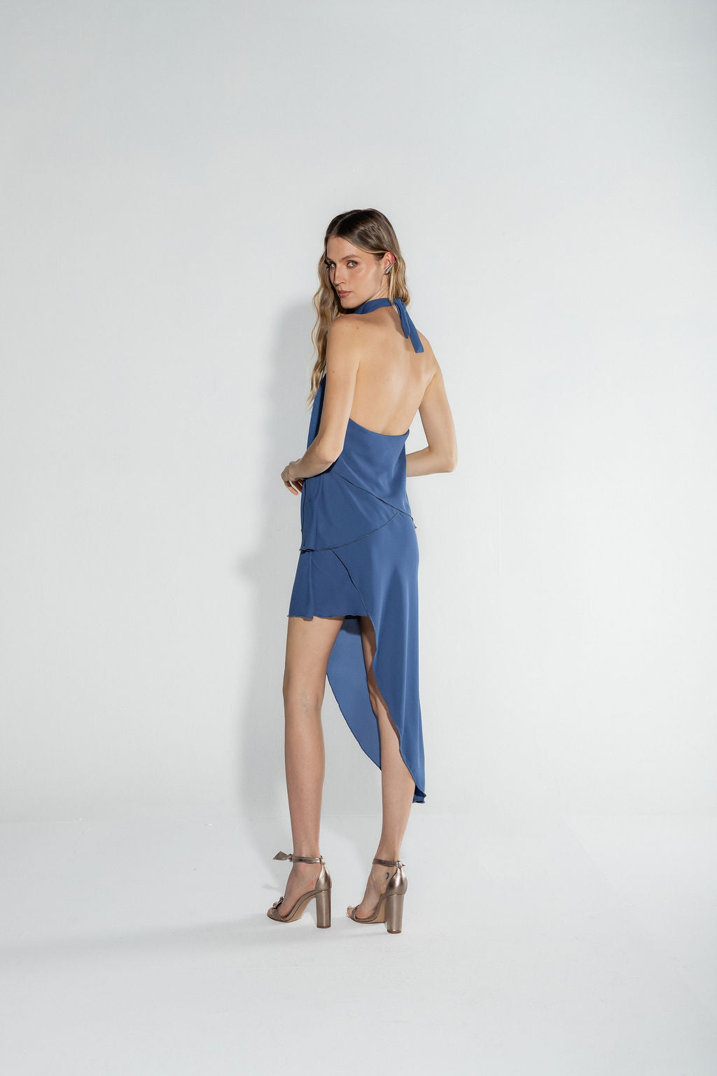 Vestido Babados Assimétrico Azul