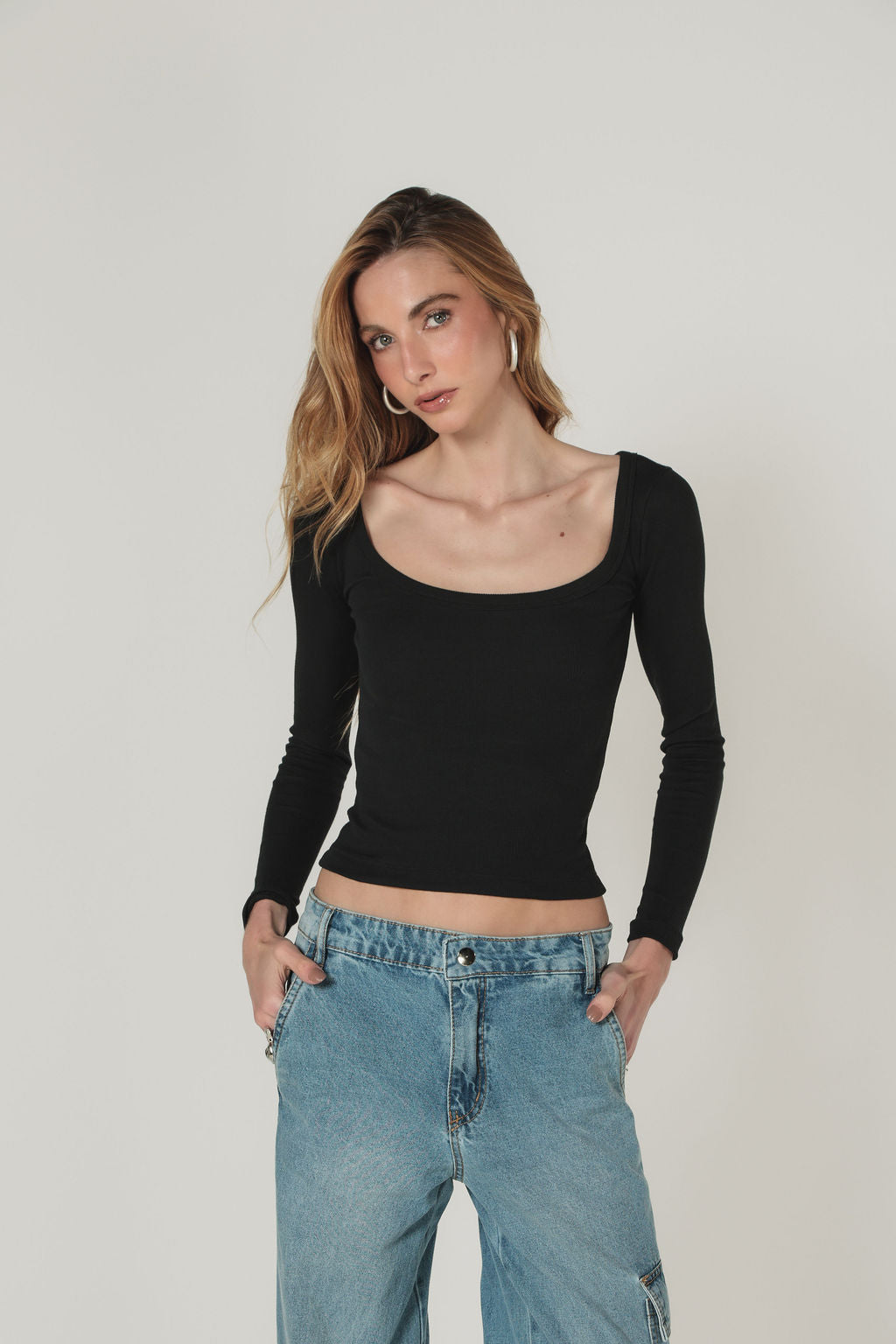 Blusa Canelada Manga Longa Preto