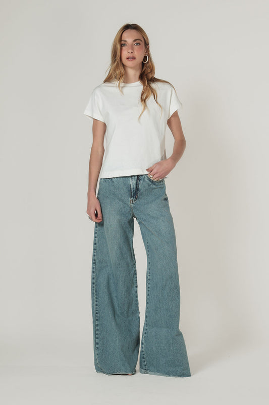 Calça Jeans Pantalona Clara