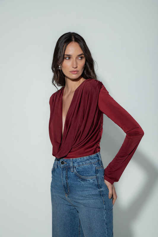 Blusa Jersey Manga Longa Ombreira Vinho