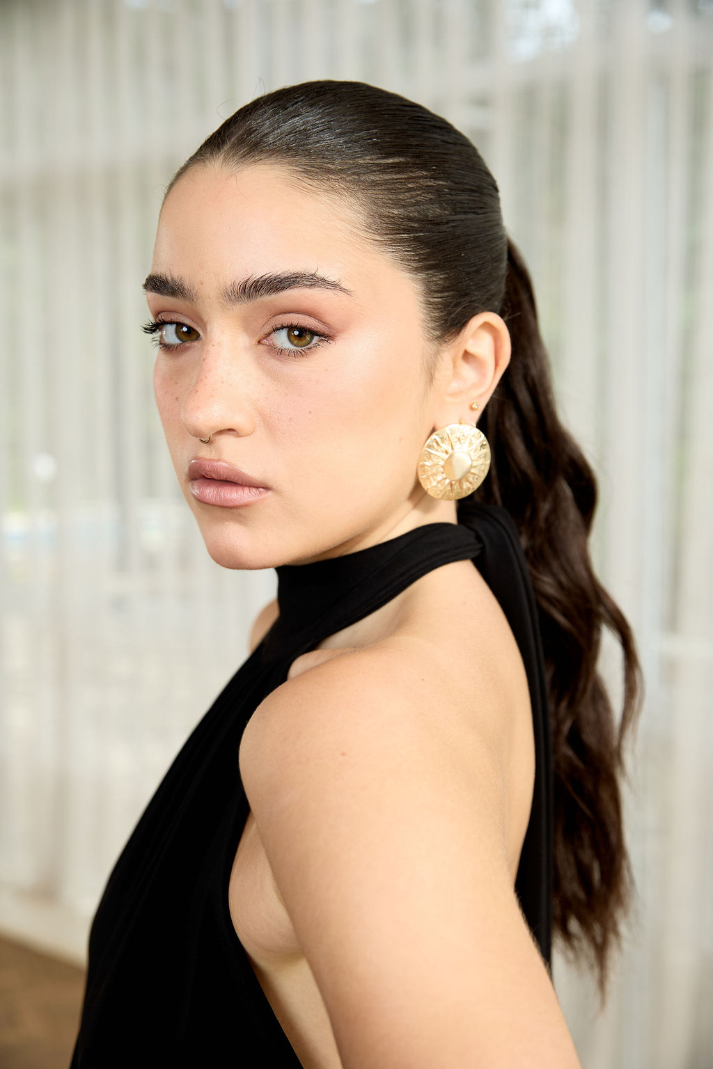 Brinco Medalha Sol Dourado