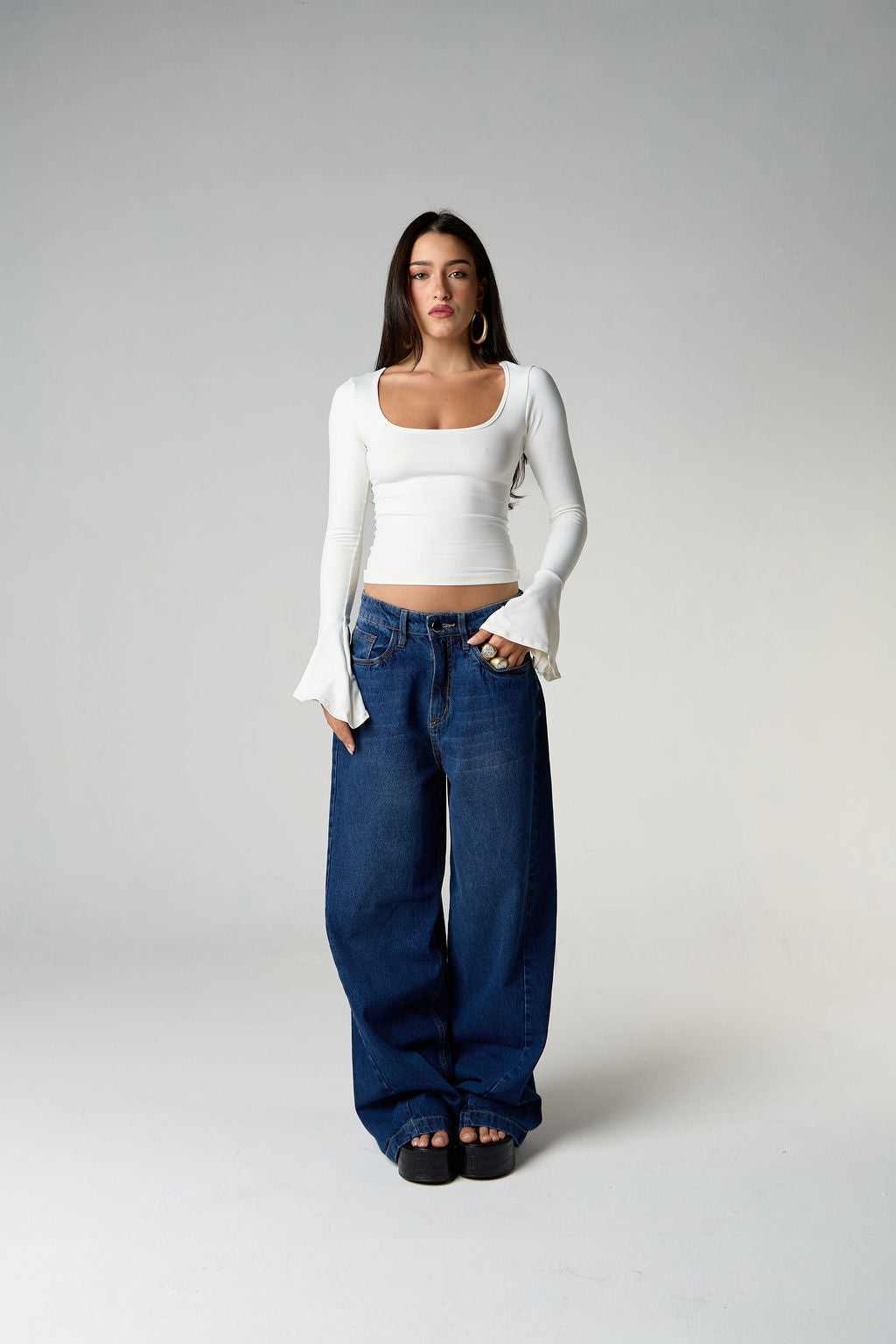 Calça Jeans Pantalona Costura Deslocada Azul