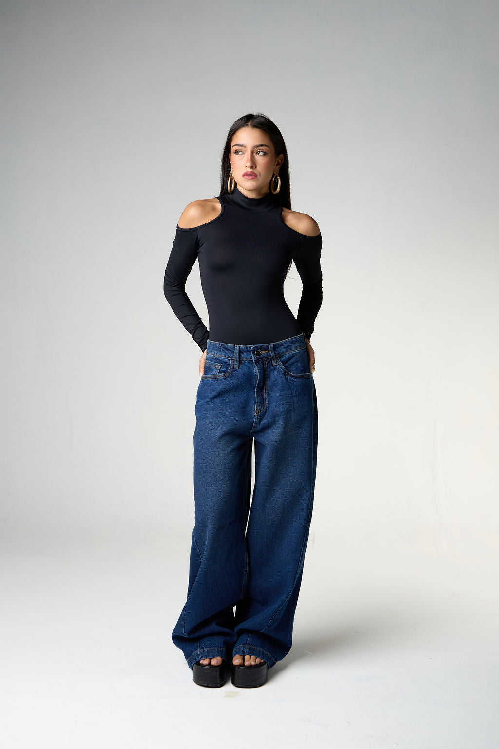 Calça Jeans Pantalona Costura Deslocada Azul