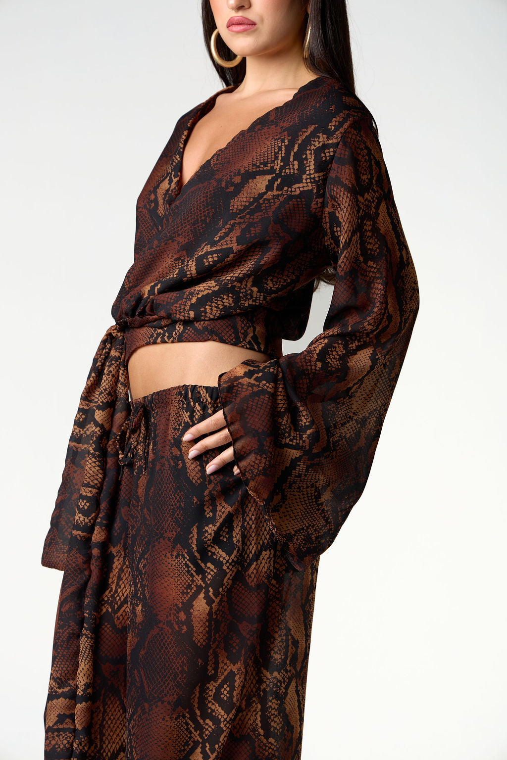 Blusa Transpassada Snake