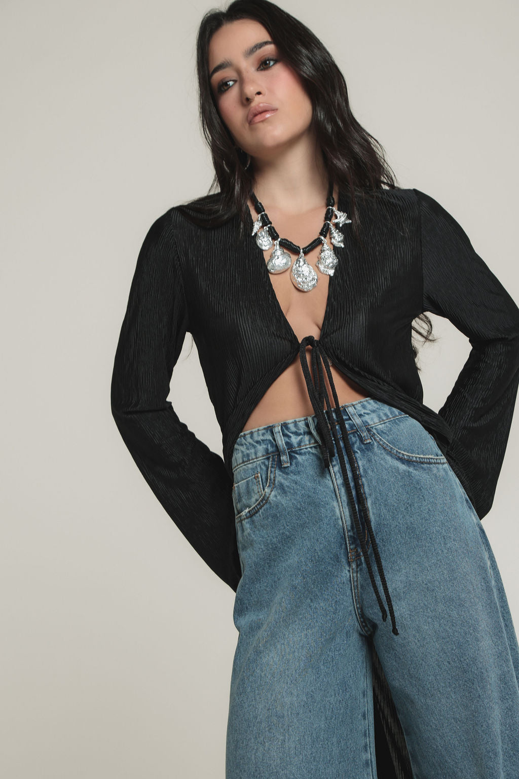 Kimono Longo Plissado Preto